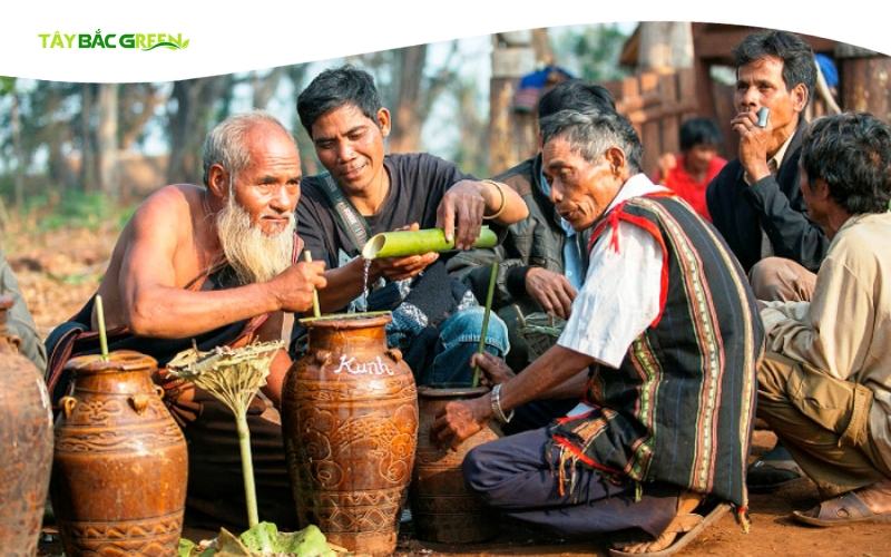 Rượu cần Tây Bắc