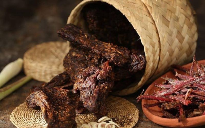 Cách Làm Thịt Trâu Gác Bếp Chuẩn Vị Tây Bắc Độc Nhất