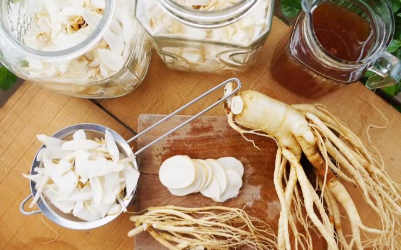 Cách Ngâm Nhân Sâm Với Mật Ong - Bài Thuốc Tăng Cường Sức Khỏe