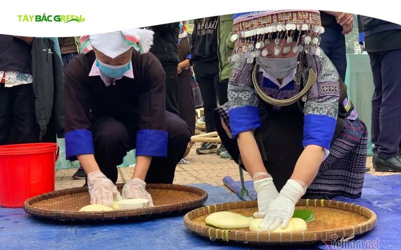 Bánh dày người Mông