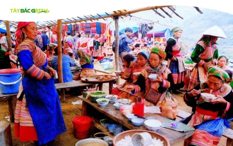 Phiên chợ Tây Bắc