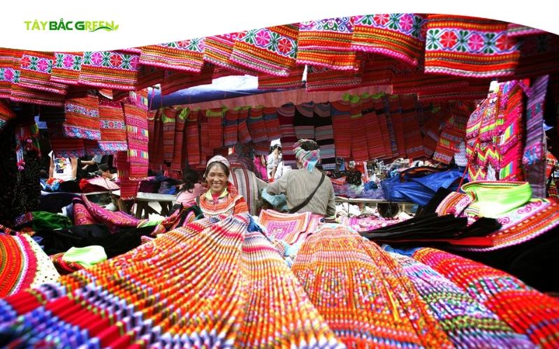 Phiên chợ Tây Bắc