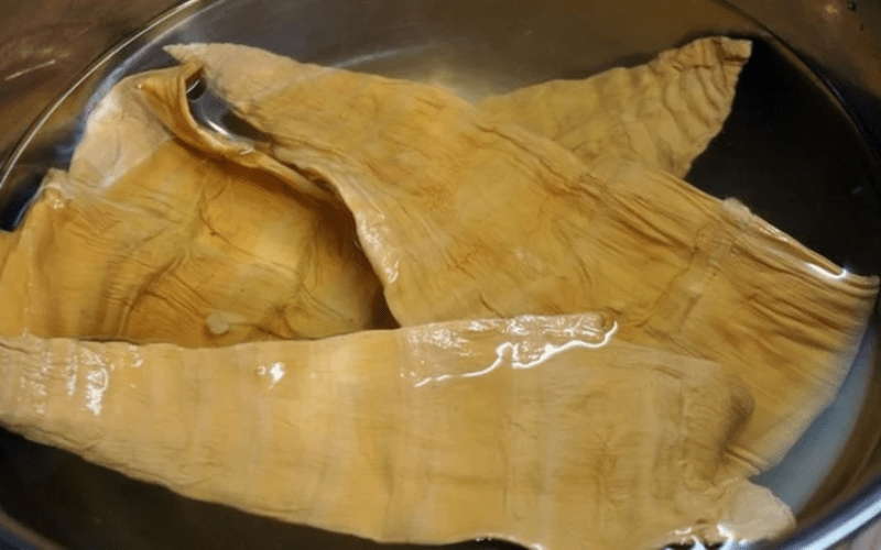 Làm thế nào để bảo quản măng khô đã ngâm nước